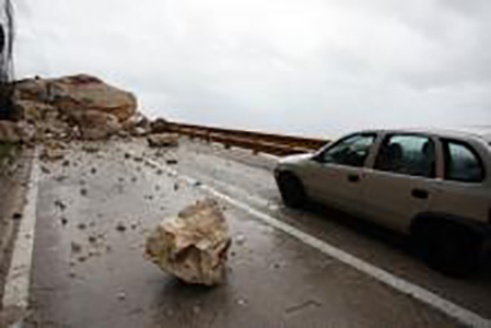 Obustavljen saobraćaj Podgradci-Mrakovica