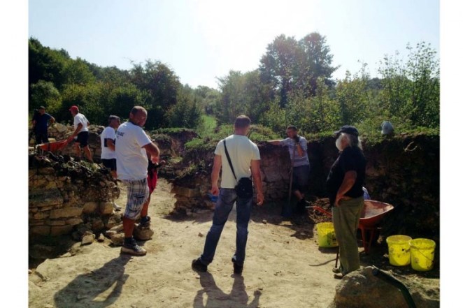 20150903100945000000